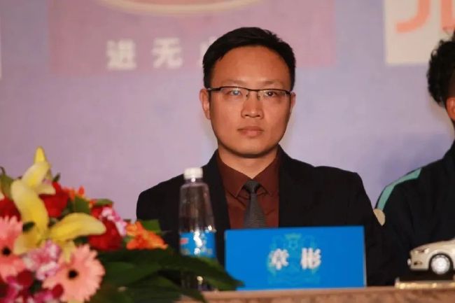 亚洲欧美日韩人成